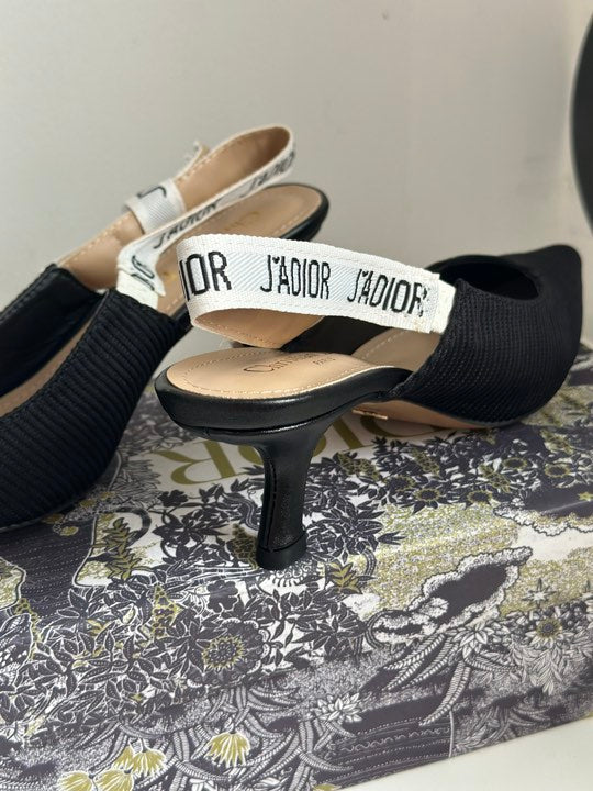 J'Adior Slingback Pump